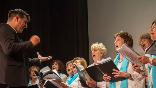 Personas mayores: el desafío de adaptarse a la virtualidad