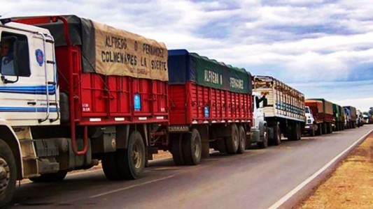 El transporte de carga advierte por su situación y avizoran un paro nacional