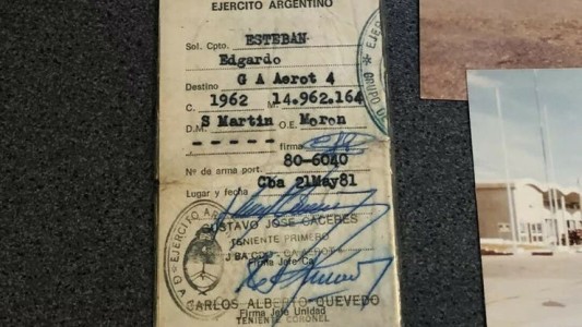 Detectan la cédula militar del veterano de Malvinas Edgardo Esteban en sitio de subastas en Londres