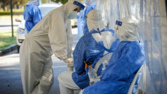 Jueves con 1.711 casos en la provincia y 262 en la ciudad de Santa Fe