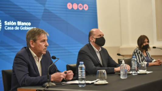 Asistencia financiera: Perotti entrega a Jatón 60 millones de pesos