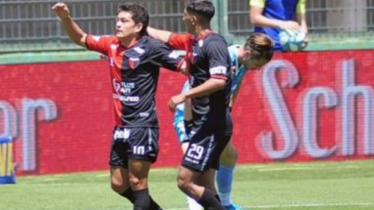 Colón visita esta tarde a Independiente para seguir con la racha de triunfos