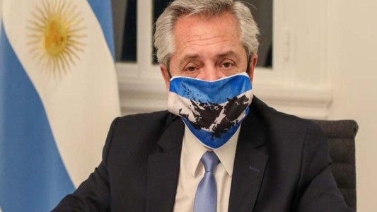 Sin síntomas, el Presidente pasó su primera noche aislado