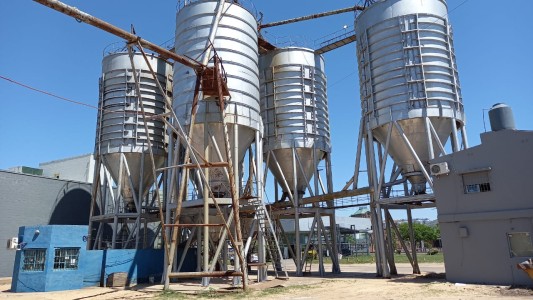 Por un conflicto gremial, no hay stock de arena: "el desabastecimiento es total"