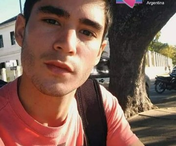 Un joven fue encontrado sin vida en un hotel de Retiro y se investiga si fue un "crimen de odio"
