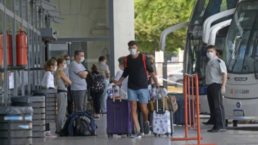 Ultiman el regreso de los viajes de micros de media y larga distancia