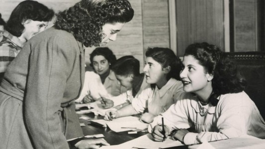 Desde 2009 se afilian a los partidos más mujeres que hombres