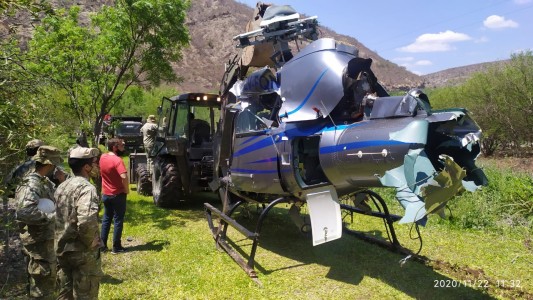 Primer informe oficial: el helicóptero de Jorge Brito impactó con una tirolesa