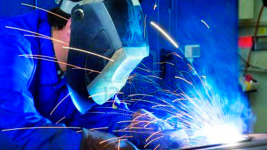 La UOM cerró su paritaria con suba récord de 39,6%