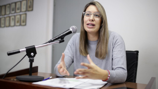 Florencia González: “Se debe declarar la emergencia hídrica en la ciudad”