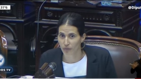 Una diputada contó la decisión personal de sus papás al concebirla: "Eligieron tenerme"