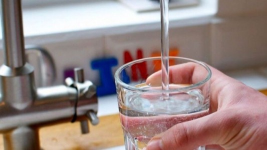 Aguas: autorizaron un aumento del 32% en la provincia para el 2021