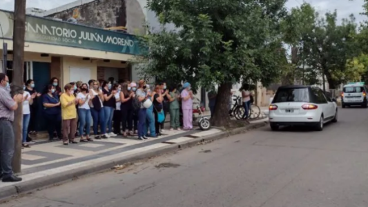 Casilda: Dolor y tristeza en la despedida de una enfermera que murió de Covid-19