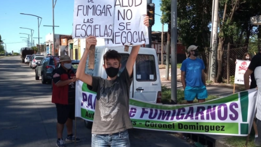 Contra los agrotóxicos: marcharon en caravana por la ruta 18