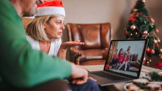 Festejos por videollamada: Habrá Zoom sin límites de tiempo para usar durante las fiestas