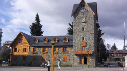 Bariloche demandará a los estudiantes que viajaron sabiendo que tenían coronavirus