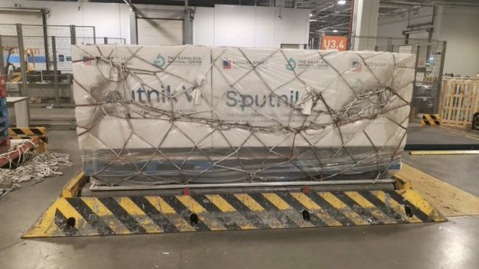 Santa Fe recibirá más de 24 mil dosis de la primera tanda de la Sputnik V