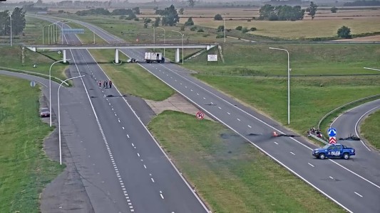 Circulación normal en la Autopista Santa Fe-Rosario: se levantaron los piquetes de pescadores