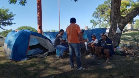 Pescadores autoconvocados piden permiso para pescar "tres o cuatro días"