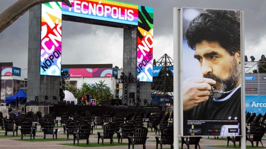 Homenaje a Maradona en la reapertura de Tecnópolis