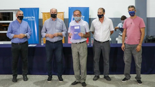 Perotti: "Estamos poniendo de pie a la provincia de Santa Fe"