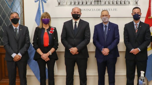 El gobernador Perotti destacó “el compromiso que han decidido asumir” sus nuevos ministros
