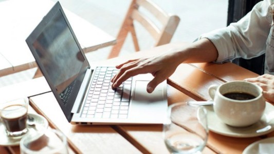 El gobierno nacional reglamentó en forma parcial la Ley de teletrabajo