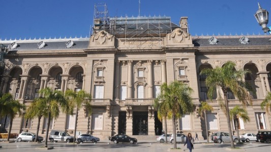 Las paritarias de estatales provinciales tienen fecha de retorno