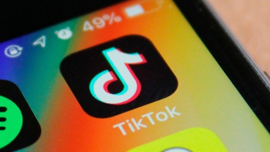 Murió una nena de 10 años producto de un desafío viral de la red social TikTok