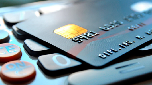 Los bancos pondrán más exigencias para otorgar tarjetas de crédito