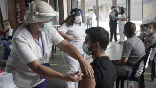 Martorano: "la campaña de vacunación se extenderá más de lo previsto"