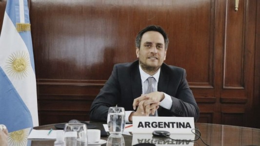 Cabandié: por los ecosistemas "somos acreedores de países" que exigen el pago de la deuda