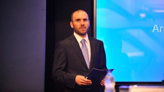 Guzmán prepara un viaje a EE.UU. para avanzar en el acuerdo con el FMI