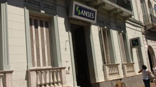 ANSES: abogados presentarán un recurso de amparo para que les den turnos
