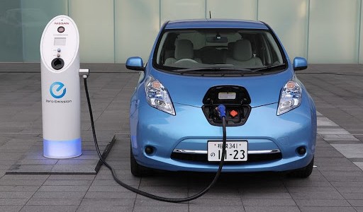 Argentina y empresa china firman acuerdo para producir vehículos eléctricos en el país