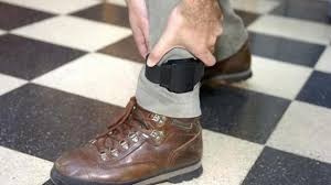 Le colocan una tobillera electrónica al comerciante acusado de violación en Balvanera