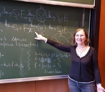 Una matemática argentina ganó el premio mundial "Por las Mujeres en la Ciencia"