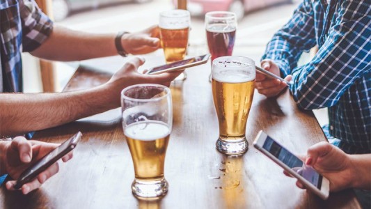 Crean el "modo borracho" en el celular para no mandar mensajes que generen arrepentimiento