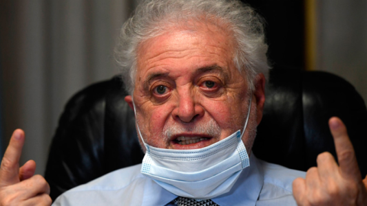 "Votar en agosto es un riesgo innecesario" dijo Ginés González García