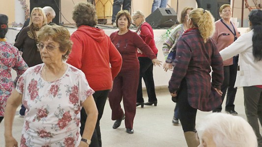 Adultos mayores piden imperiosamente la apertura de centros de jubilados y pensionados