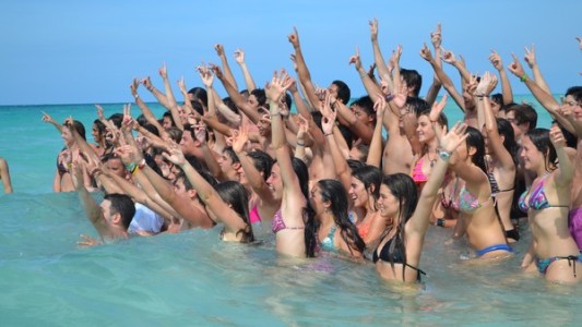 Recomiendan evitar los viajes al exterior ante la circulación de nuevas cepas de covid