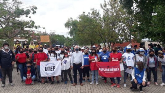 Vacunación: movimientos sociales iniciaron un relevamiento de adultos mayores