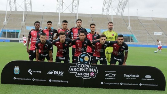 Colón perdió con Argentinos por la mínima diferencia y quedó eliminado de la Copa Argentina
