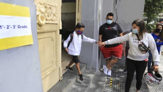 Ponen en marcha plataforma digital que registrará casos de coronavirus en escuelas de todo el país