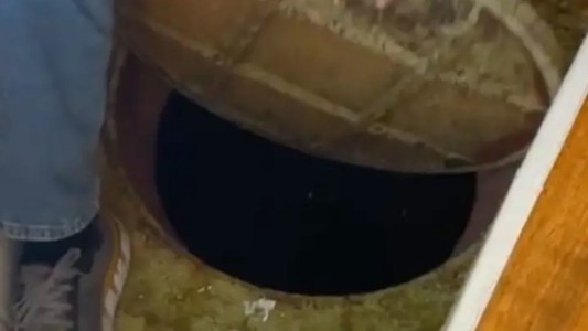 Una 'tiktoker' retira un armario y descubre un refugio secreto