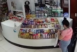 Hasta embarazadas actúan las mecheras: el video de su accionar en un comercio de Rosario