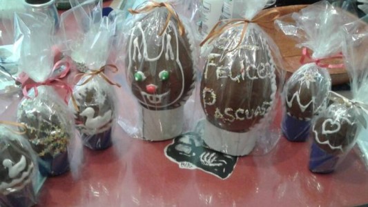 El precio de los huevos de pascuas registra un aumento del 20% promedio