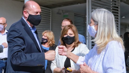 Vacunación a docentes santafesinos: “Queremos proteger al 100% de quienes nos enseñan todos los días”