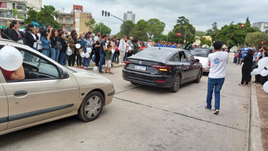 Con profundo dolor despidieron los restos del chico atropellado en la ruta 1