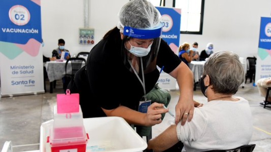 Se reanuda la vacunación en la Esquina Encendida: piden asistir en el horario asignado
